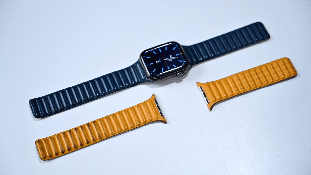 Apple Watch Leather Link vs Leather Loop: Cost & Features Compared