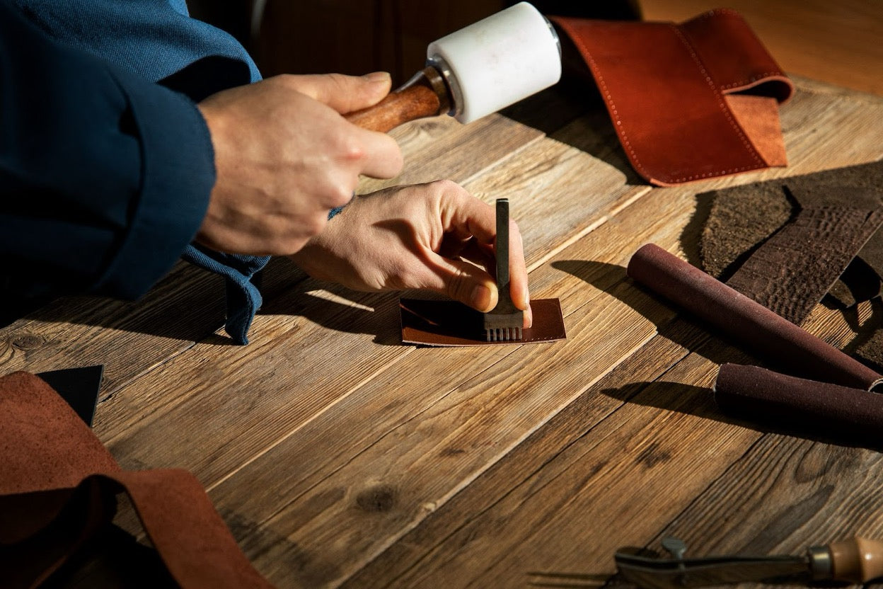 Full-Grain vs Half-Grain Leather Explained: Differences, Pros & Cons, Cost