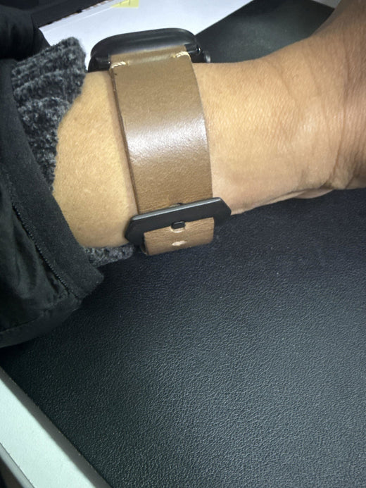 Customer review photo from CP: Leather Strap R01 worn on the wrist with an Apple Watch