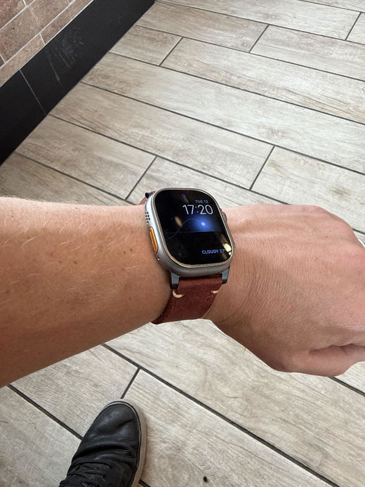 Customer review photo from Jeffrey Raffle: Leather Strap R01 worn on the wrist with an Apple Watch